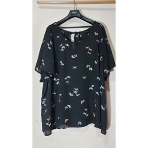 Black "Origami" Blouse by Torrid Sz 5